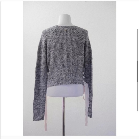 Guess Kalene Gray Lace Up Sweater Knit Size Large - Picture 4 of 8